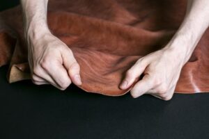 Мебельная кожа, цвет коричневый